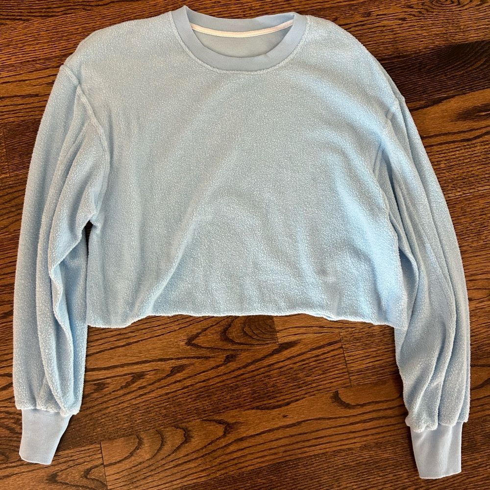 Strut This Fleece Light Blue Long Sleeve Cropped Tee